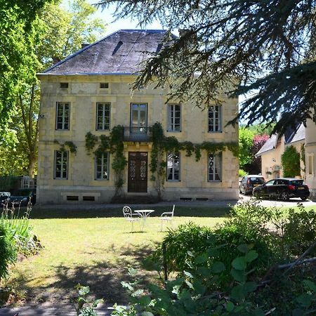 Вилла Manoir Le Bourg, Touffailles Экстерьер фото