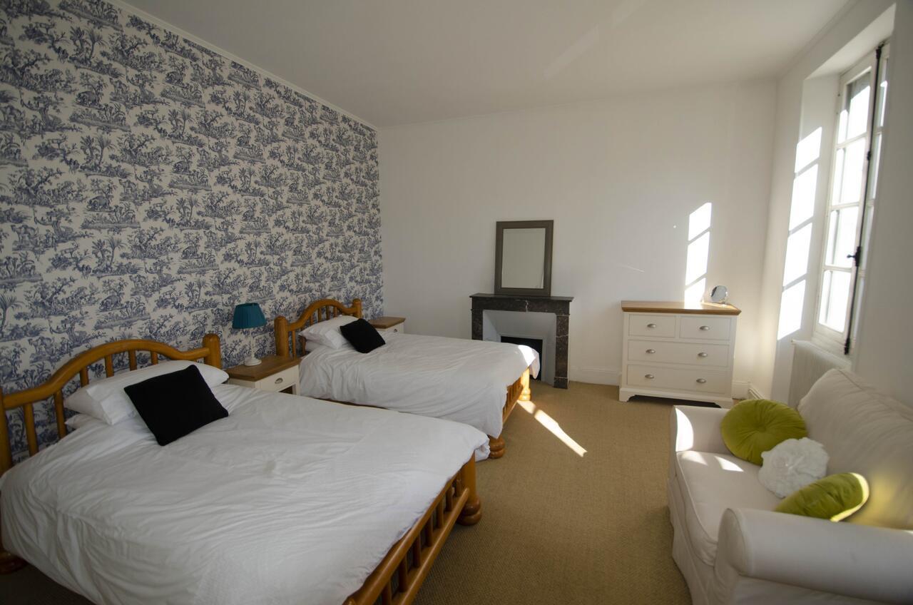 Вилла Manoir Le Bourg, Touffailles Экстерьер фото