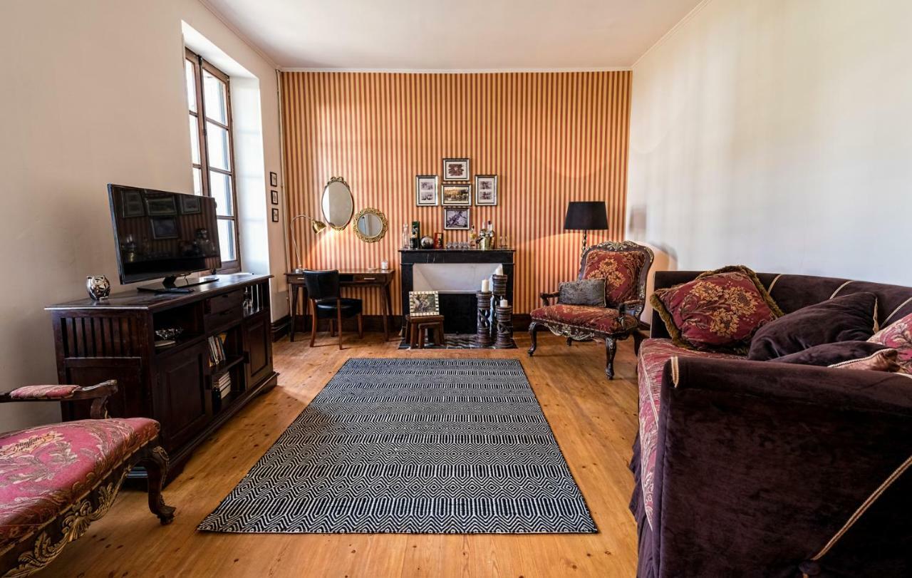 Вилла Manoir Le Bourg, Touffailles Экстерьер фото