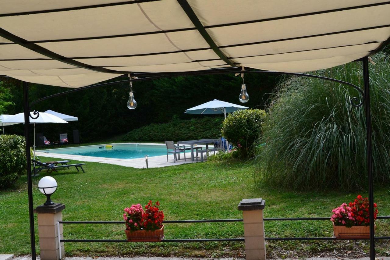 Вилла Manoir Le Bourg, Touffailles Экстерьер фото